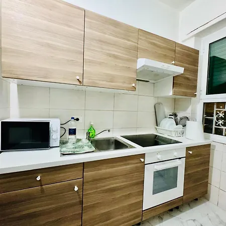 Ayan Guest House